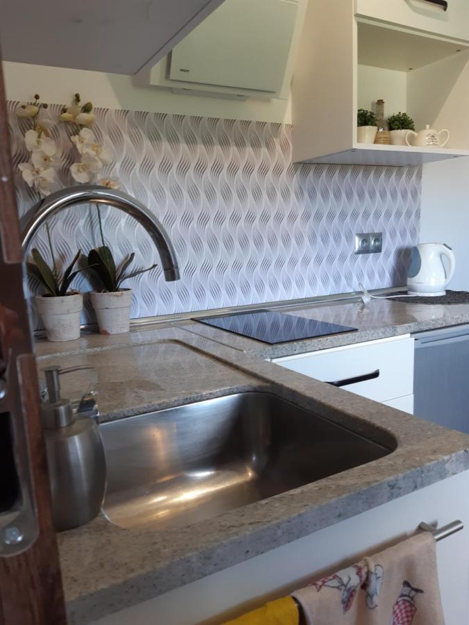 Maly Apartamencik Teo Rewal Buitenkant foto