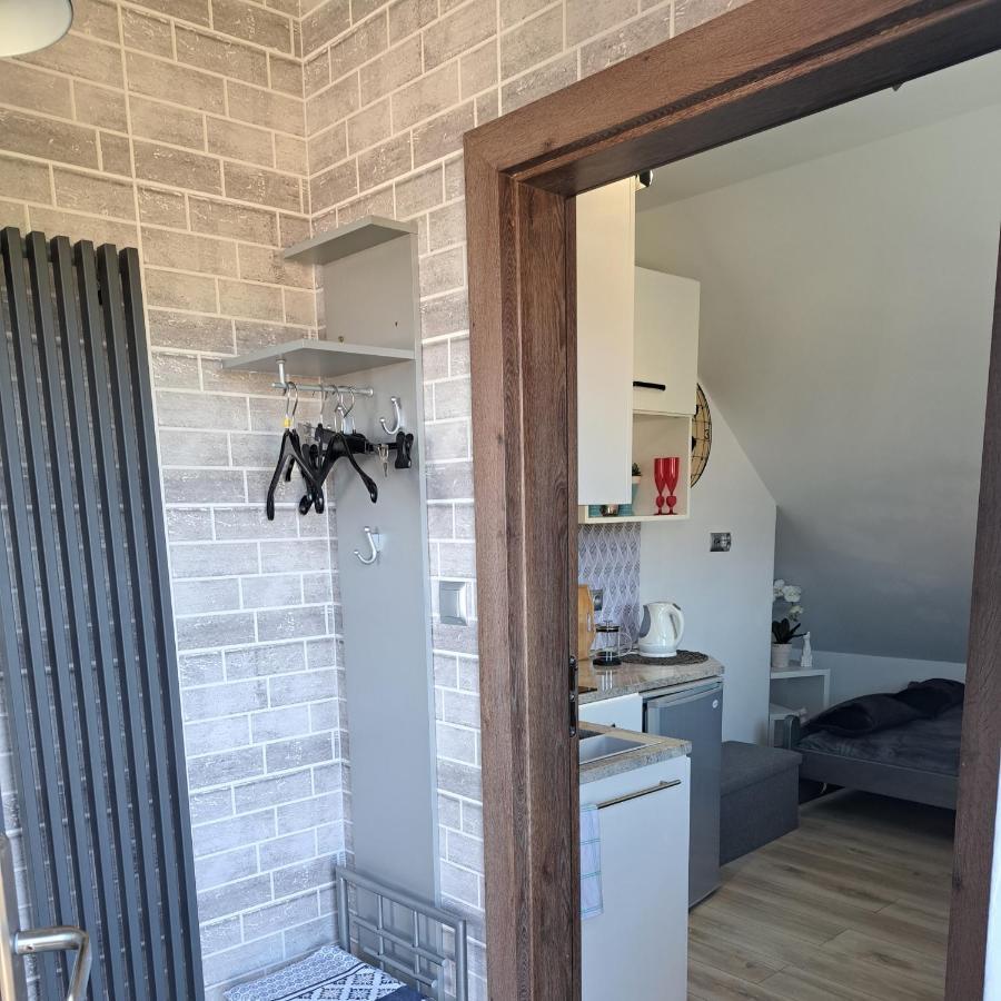 Maly Apartamencik Teo Rewal Buitenkant foto