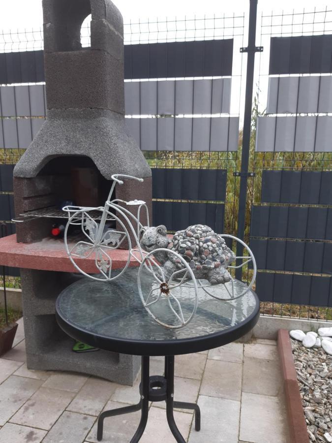 Maly Apartamencik Teo Rewal Buitenkant foto